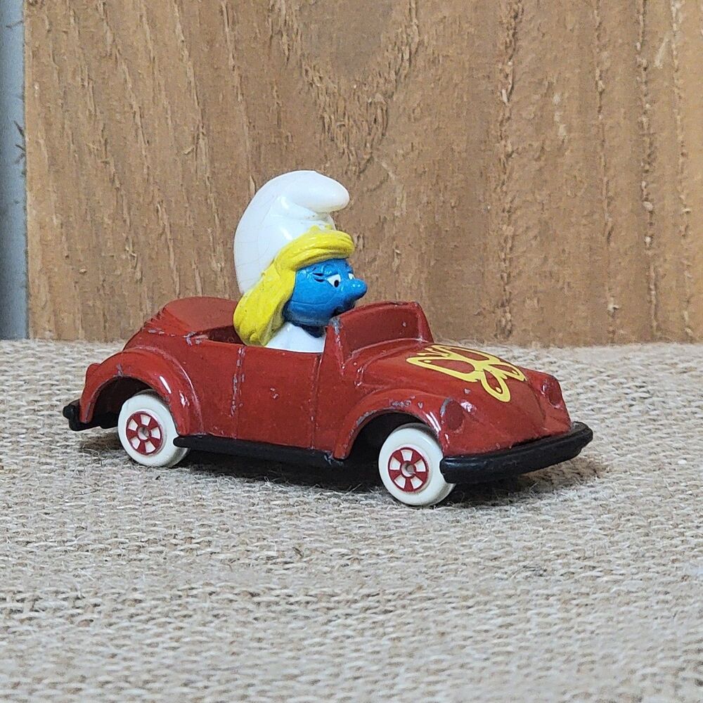 Ertl Smurfette Car The Smurfetta Figure 3" Diecast Vintage 1982 Made In USA